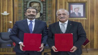 Atatürk Üniversitesi ile Erzurum Barosu arasında eğitim protokolü imzalandı