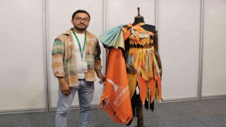 Atık brandalardan giyilebilir elbise yaptı