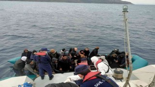 Aydında 38 düzensiz göçmen kurtarıldı, 1 göçmen kaçakçısı yakalandı