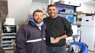 Aydında gazete dağıtıcısından “insanlık ölmemiş” dedirten hareket