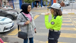 Aydında yayalar bilgilendirildi