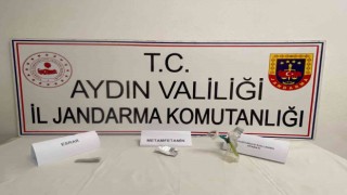 Aydının iki ilçesinde Jandarmadan uyuşturucu operasyonu