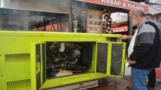 Ayvalıkta elektrik için esnaf dayanışması