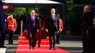 Azerbaycan Cumhurbaşkanı İlham Aliyev Arnavutluk'ta