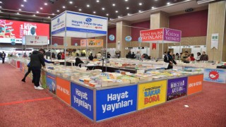 Bahçelievler Kitap Fuarına rekor ziyaretçi