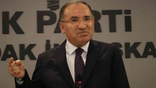 Bakan Bozdağdan altılı masaya kukla eleştirisi