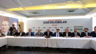 Bakan Ersoy, İzmirde restorasyonu devam eden eski Tekel fabrikasında incelemelerde bulundu