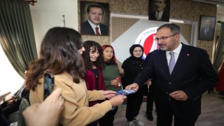 Bakan Kasapoğlu: “Her ne talep ediyorsanız, her ne düşünüyorsanız bunları bizimle paylaşmaktan tereddüt etmeyin”