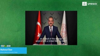 Bakan Özer, COP27de Türkiyenin iklim değişikliğiyle ilgili eğitim politikalarını anlattı