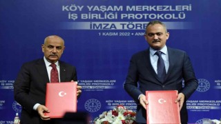 Bakan Özer: “Yıl sonuna kadar Türkiyede kapalı hiçbir köy okulu kalmayacak”