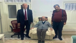 Başkan Akman ve Yazar-Şair İnançtan ALS hastası Çelike ziyaret