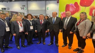 Başkan Böcek, WTM Londra Turizm Fuarında Antalyayı tanıtıyor