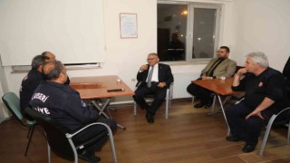 Başkan Büyükkılıç, kahraman itfaiyecilerle buluştu