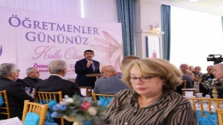 Başkan Çelikten öğretmenlere vefa