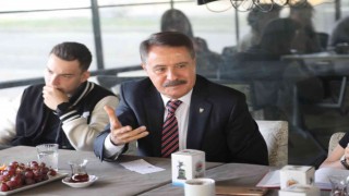 Başkan Deveciden öğrencilere ikamet çağrısı
