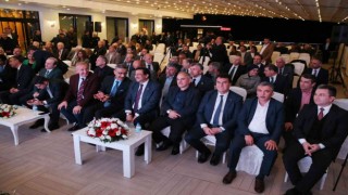 Başkan Dündar, Giresundaki sempozyumda konuştu