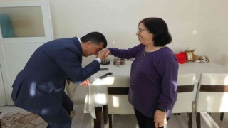Başkan Fadıloğlu, öğretmenlerini unutmadı
