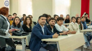 Başkan Günel, üniversiteli öğrencilerle bir araya geldi
