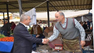 Başkan Kaplan semt pazarında