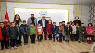 Başkan Öztürk, küçük öğrencilere belediyeciliği anlattı