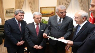 Başkan Tarhan, Kılıçdaroğlunu açılışlara davet etti