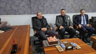 Başkan Vergiliye doğum günü sürprizi