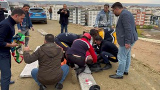 Batmanda cami külliyesi çöktü: 2si ağır,14 yaralı