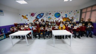 Bayraklı Belediyesinden çocuklara ağız ve diş sağlığı dersi
