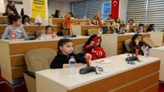 Bayraklının çocukları: “Yarınları biz kuracağız”