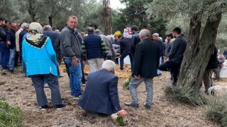 Bazanın altında kalarak hayatını kaybeden Irmak toprağa verildi