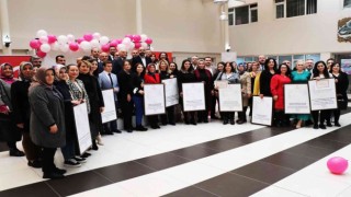 Bebek dostu sağlık merkezlerine plaket