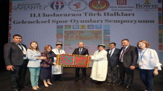 Bilal Erdoğan, GAÜNde sempozyuma katıldı