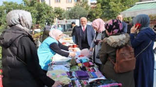 Bilecikte hayır çarşısı kuruldu