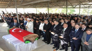 ‘Bilge Ana Mevlüde Genç, acısını kalbine gömdüğü evlatlarının yanına defnedildi