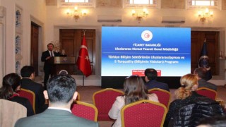 Bilişim ihracatında firmalara tam destek