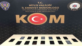 Bitliste 16 adet gümrük kaçağı telefon ele geçirildi