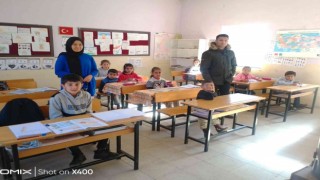 Bitlisteki öğrencilere işitme testi