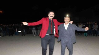 Bolulu Ramazan Çelik, Osmanelindeki düğünde misafirleri coşturdu