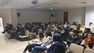 Burdurda KYK Yurdunda öğrencilere Aile İçi ve Kadına Yönelik Şiddetle Mücadele eğitimi