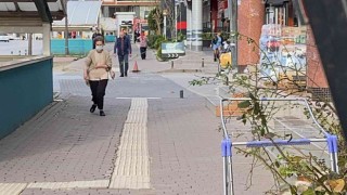 Bursada şiddetli lodos hayatı olumsuz etkiliyor