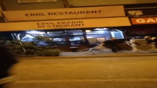 Bursada silah, sopa ve sandalyelerin kullanıldığı kavga kamerada