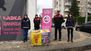 Bursada trafolar Susmak Şiddeti Gölgeler sözleriyle boyanarak farkındalık oluşturuldu
