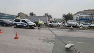 Bursa'da zincirleme kazada ölümden döndüler