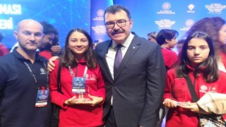 Bursalı öğrencilerden büyük başarı