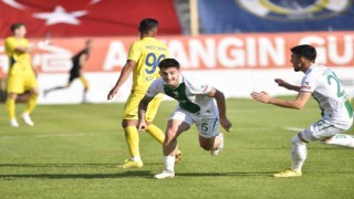 Bursasporda ilk deplasman galibiyetinin mutluluğu yaşanıyor