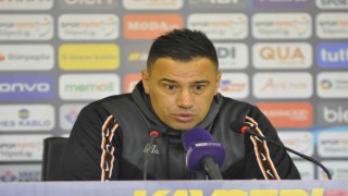 Çağdaş Atan: Böyle bir günde futbol konuşmak istemiyoruz