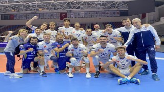 Cev Voleybol Cup: Arkas Spor: 3 - Caruur Volley: 1