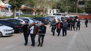 Cinayet şüphelileri adliyeye sevk edildi