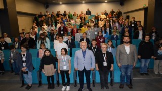Çocuk Meclisinin yeni başkanı Özlem Yılmaz