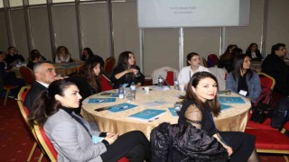 Çocukları sanata yönlendiren çalıştay
